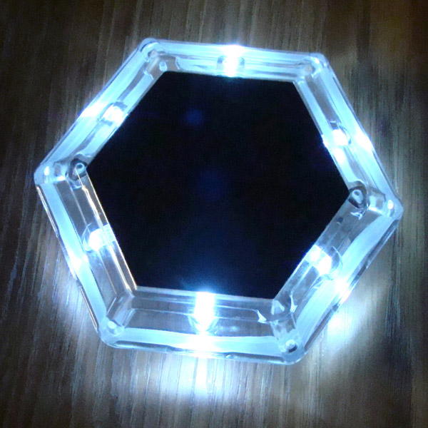 Solar Dock Lights for Wave Dock – Midwest Marine Supplies