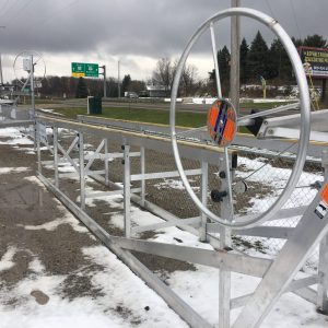 Craftlander Cantilever Pontoon Lift